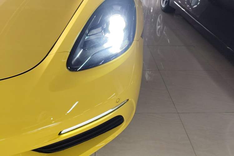 Used Porsche 718 2018 Cayman 2.0T Left Front Headlight