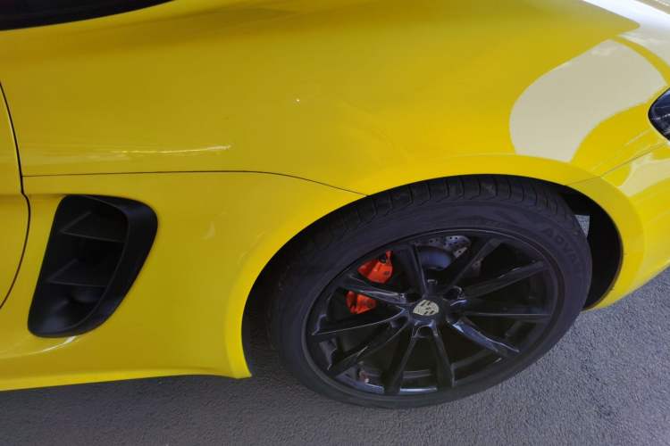 Used Porsche 718 2018 Cayman 2.0T Left Rear Door Interior