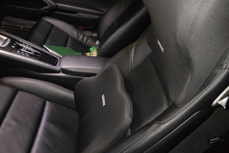 Used Porsche 718 2018 Boxster 2.0T Left Rear Seat