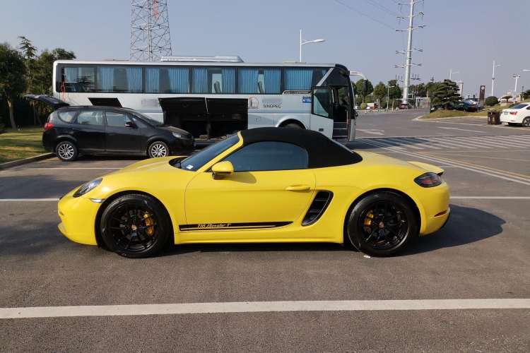 Used Porsche 718 2018 Boxster 2.0T Left Side