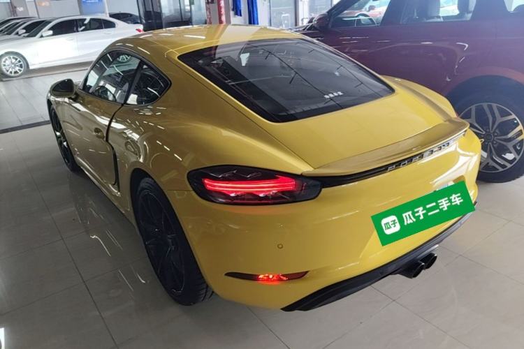 Used Porsche 718 2018 Cayman 2.0T Rear Left 45 Deg