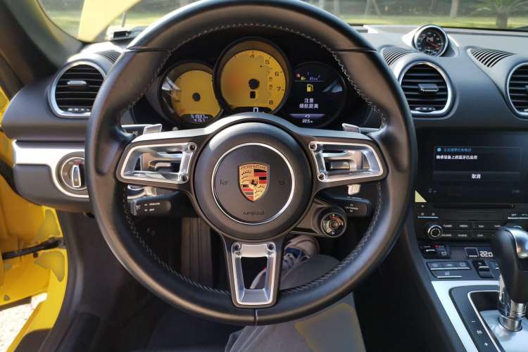 Used Porsche 718 2018 Boxster 2.0T Steering Wheel