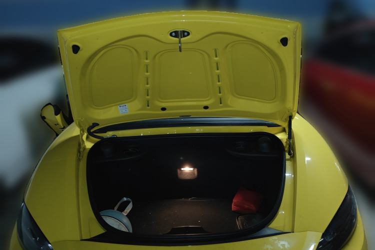 Used Porsche 718 2018 Boxster 2.0T Trunk