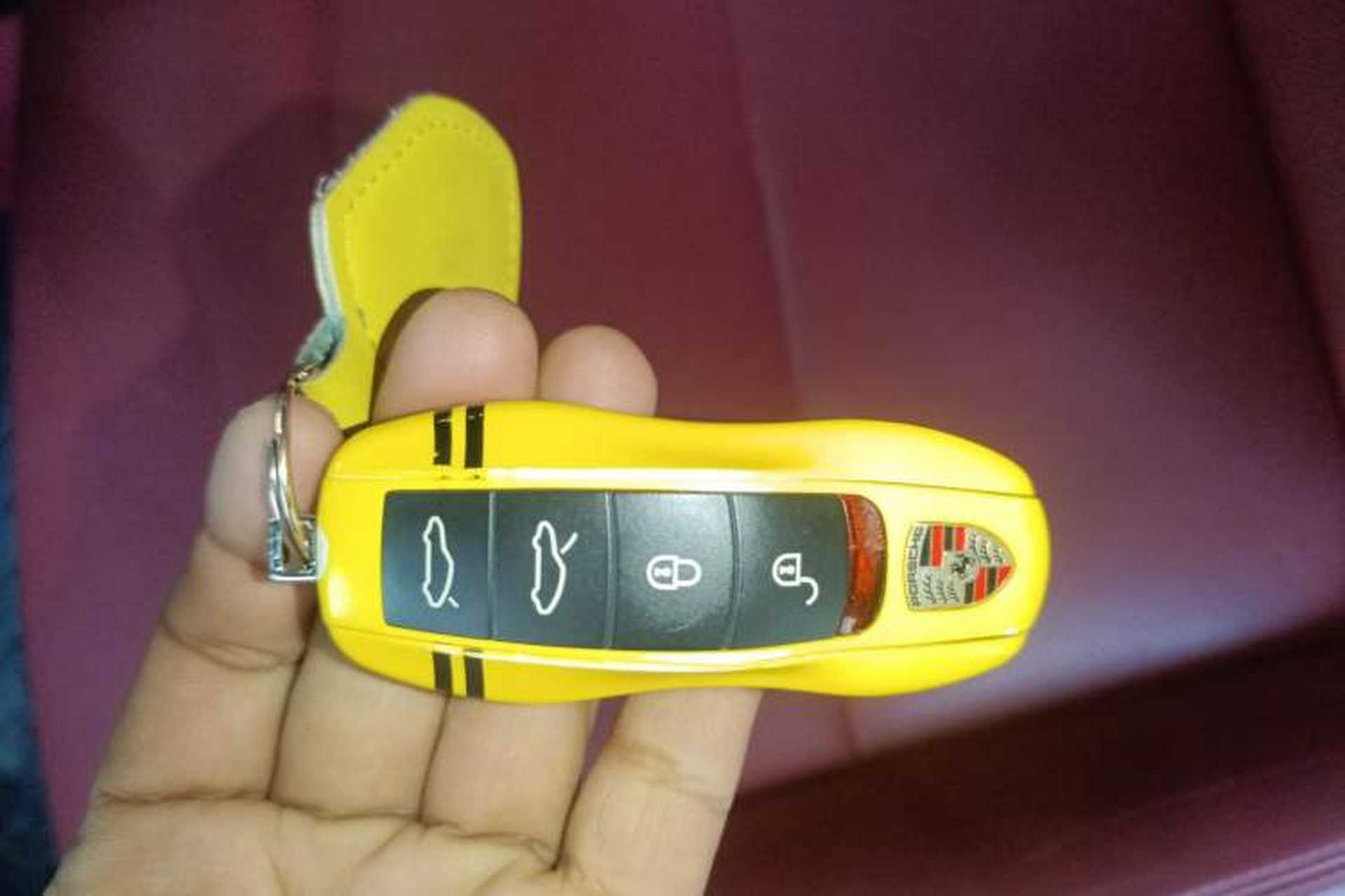 Used Porsche 718 2018 Cayman 2.0T Vehicle Key
