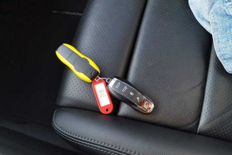Used Porsche 718 2018 Boxster 2.0T Vehicle Key