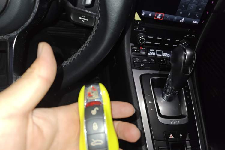 Used Porsche 718 2018 Boxster 2.0T Vehicle Key