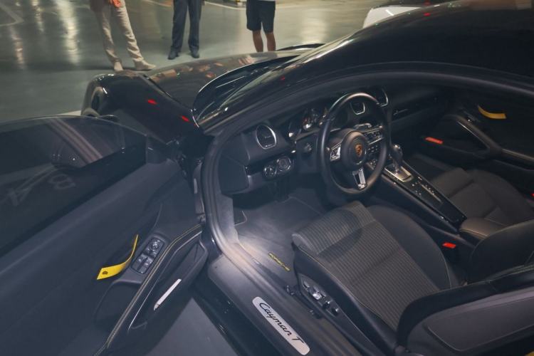 Used Porsche 718 2019 Cayman T 2.0T Driver Seat