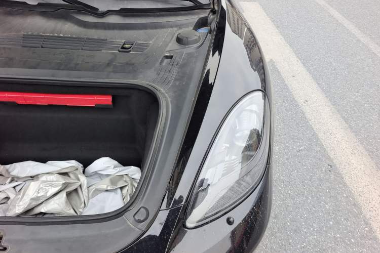Used Porsche 718 2019 Boxster T 2.0T Engine Bay Left