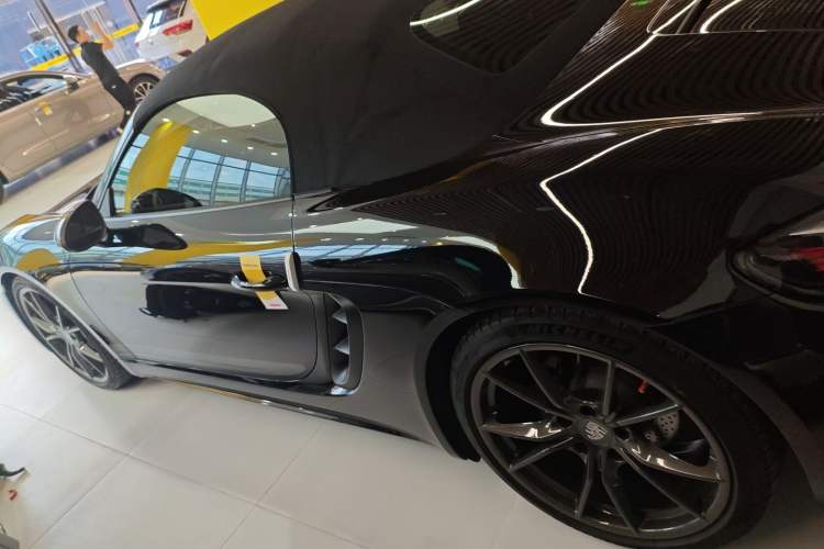 Used Porsche 718 2019 Boxster T 2.0T Exterior 3