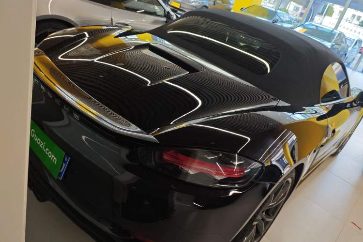 Used Porsche 718 2019 Boxster T 2.0T Exterior 5