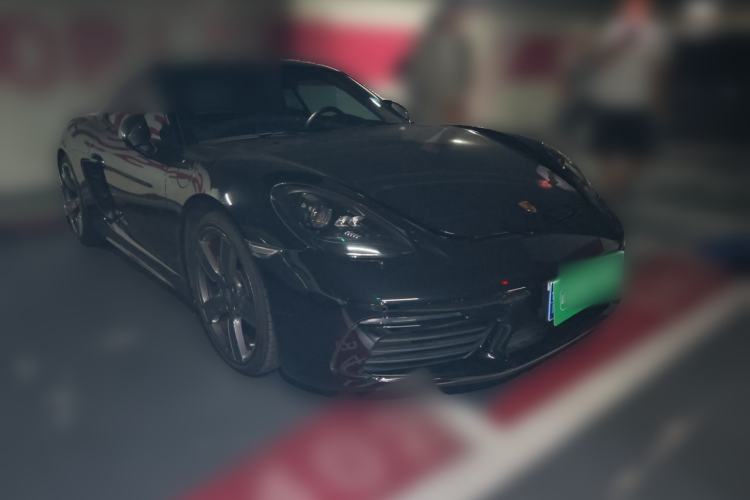 Used Porsche 718 2019 Cayman T 2.0T Front Right 45 Deg