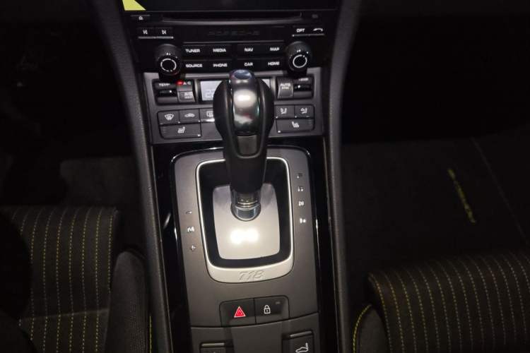 Used Porsche 718 2019 Cayman T 2.0T Gear Lever