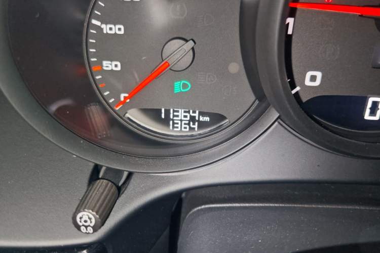 Used Porsche 718 2019 Cayman T 2.0T Odometer Close Up