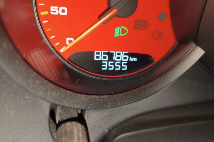 Used Porsche 718 2019 Boxster T 2.0T Odometer Close Up