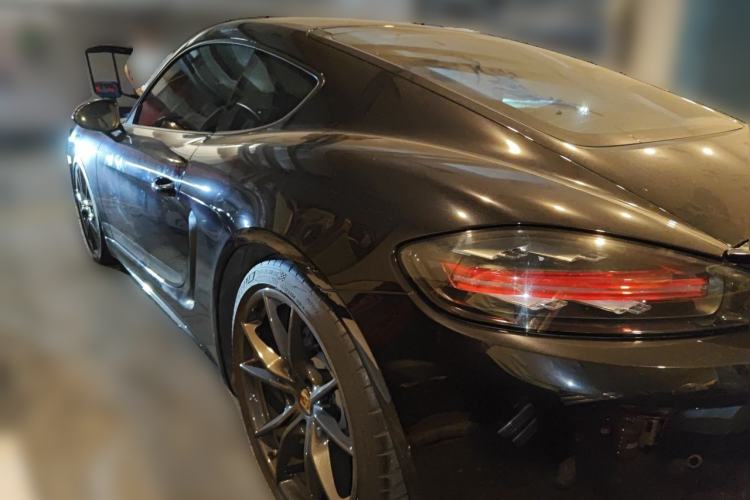 Used Porsche 718 2019 Cayman T 2.0T Rear Left 45 Deg