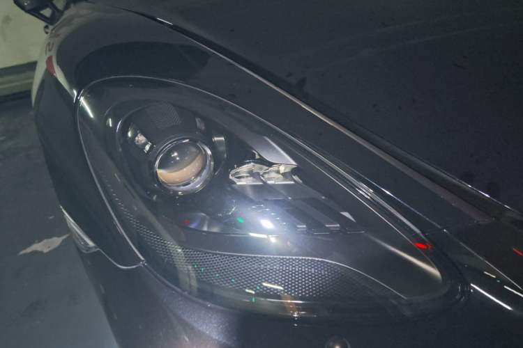 Used Porsche 718 2019 Cayman T 2.0T Right Front Headlight