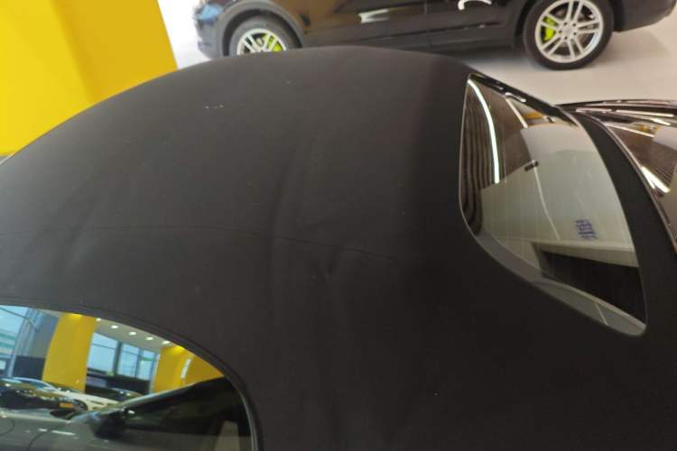 Used Porsche 718 2019 Boxster T 2.0T Roof