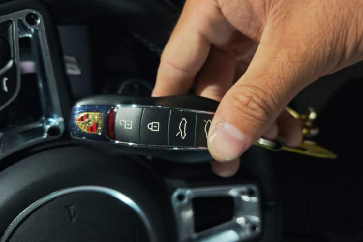 Used Porsche 718 2019 Cayman T 2.0T Vehicle Key
