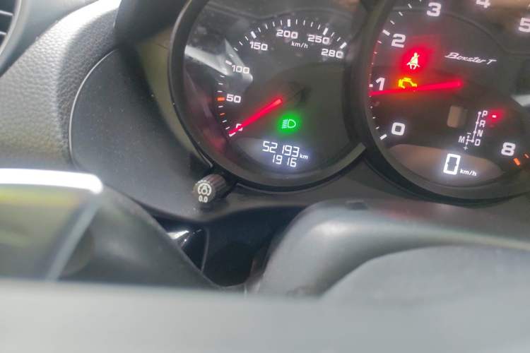 Used Porsche 718 2019 Boxster T 2.0T Odometer Close Up