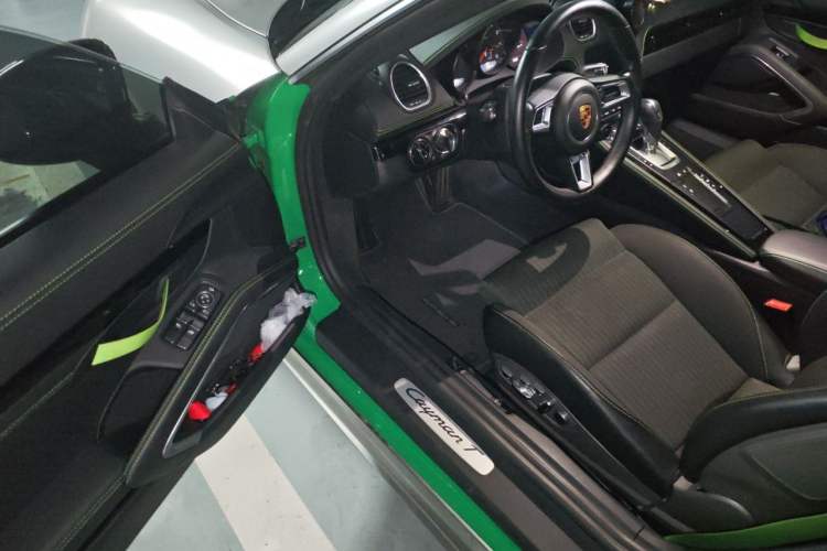 Used Porsche 718 2019 Cayman T 2.0T Driver Seat