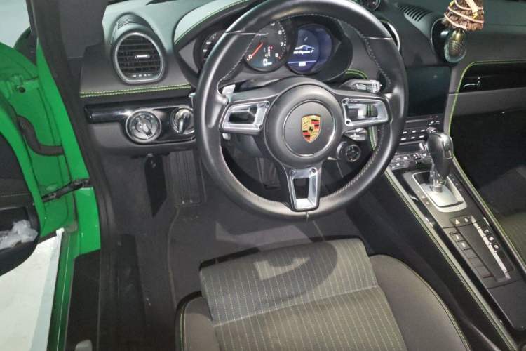 Used Porsche 718 2019 Cayman T 2.0T Steering Wheel