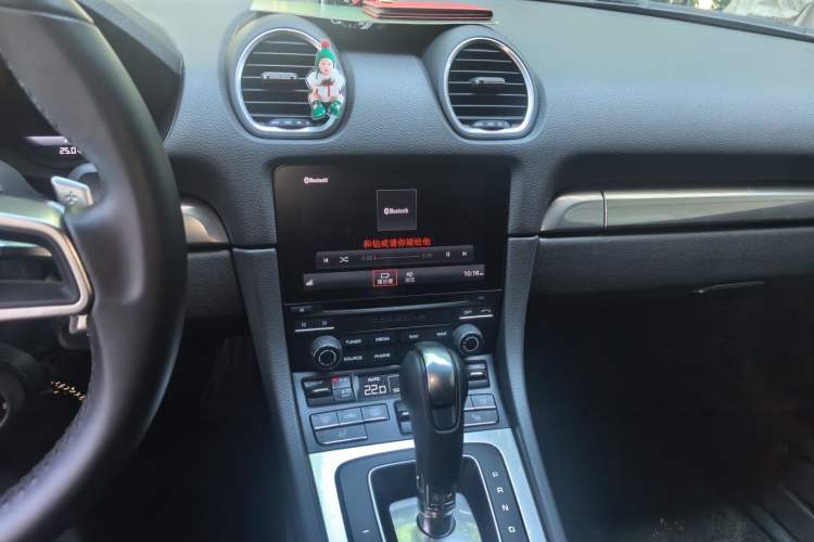 Used Porsche 718 2019 Boxster T 2.0T Audio And AC Panel