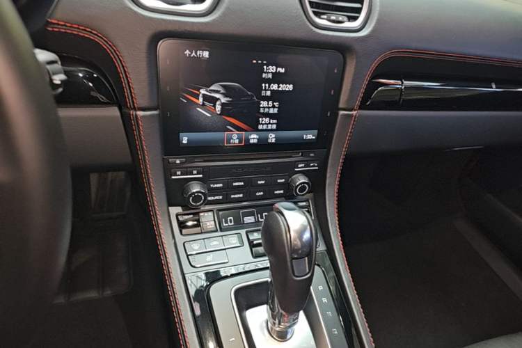 Used Porsche 718 2019 Cayman T 2.0T Audio And AC Panel