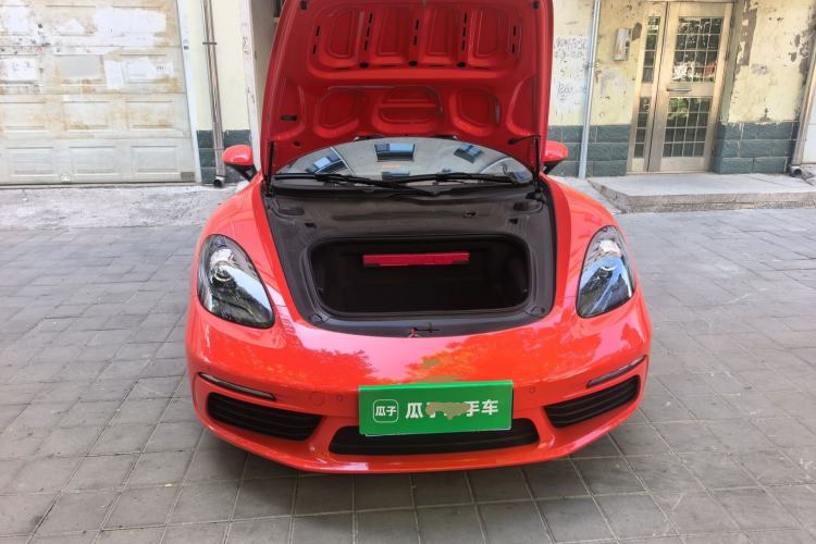 Used Porsche 718 2019 Boxster T 2.0T Engine Bay