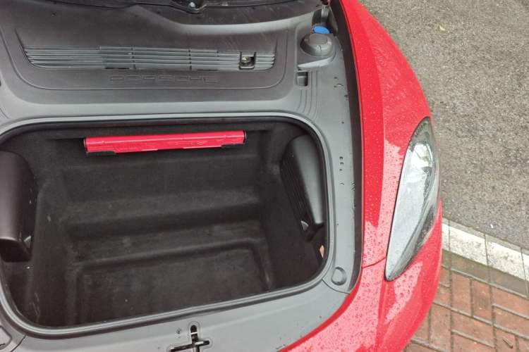 Used Porsche 718 2019 Boxster T 2.0T Engine Bay Left
