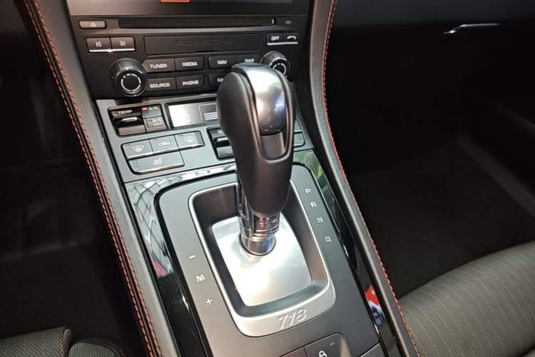 Used Porsche 718 2019 Cayman T 2.0T Gear Lever