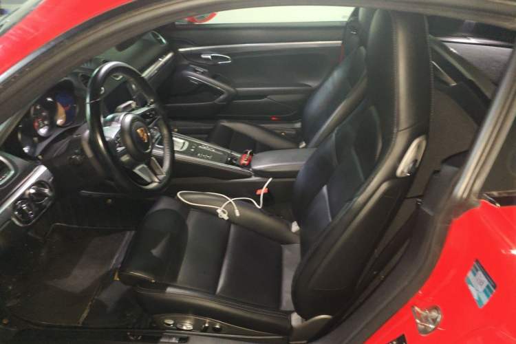 Used Porsche 718 2019 Cayman T 2.0T Left Front Seat