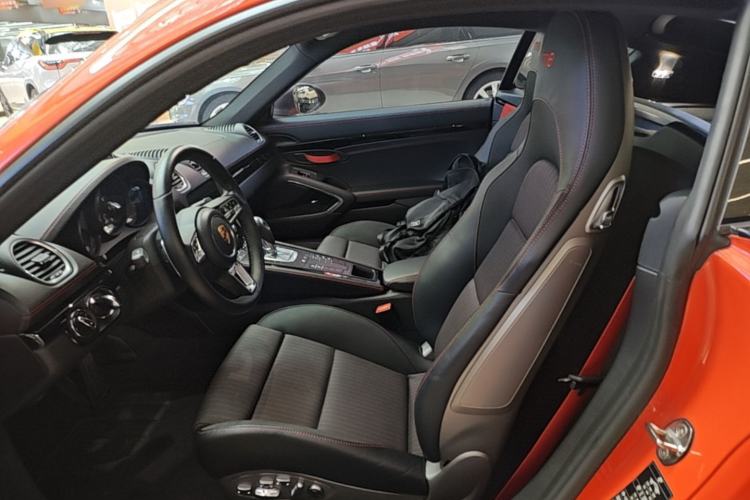 Used Porsche 718 2019 Cayman T 2.0T Left Rear Seat