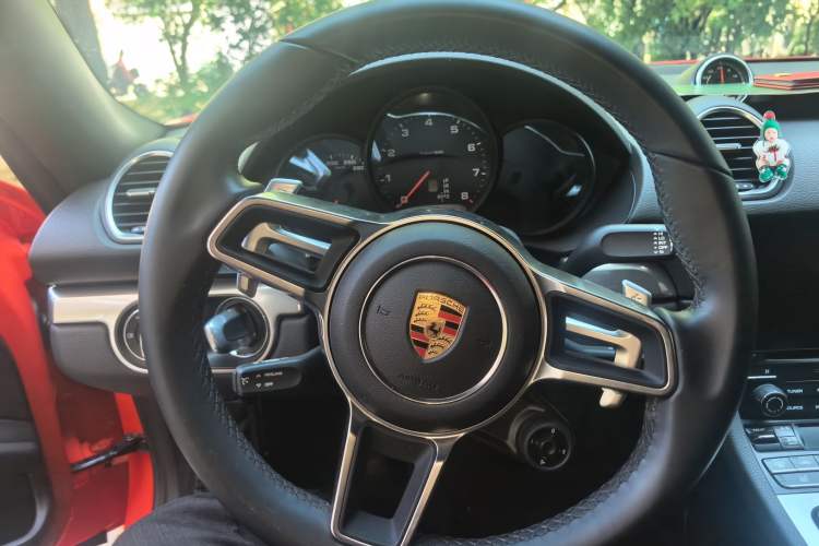 Used Porsche 718 2019 Boxster T 2.0T Steering Wheel