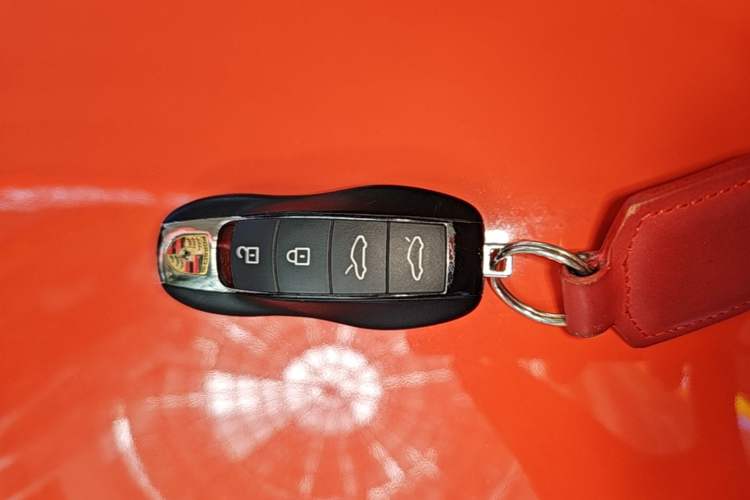 Used Porsche 718 2019 Cayman T 2.0T Vehicle Key