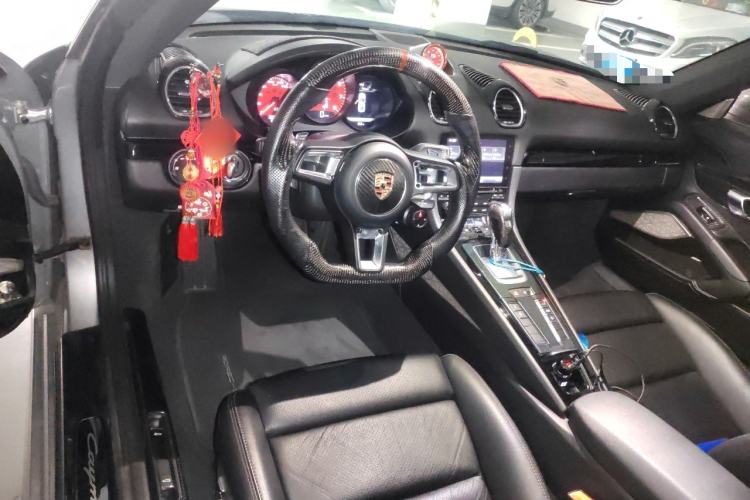 Used Porsche 718 2019 Cayman T 2.0T Center Console