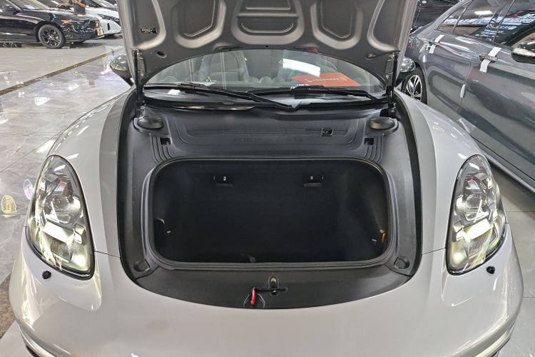 Used Porsche 718 2019 Boxster T 2.0T Engine Bay