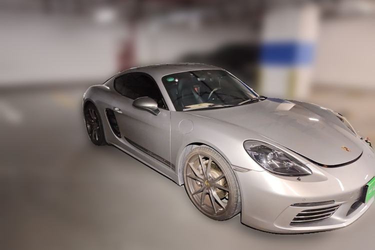 Used Porsche 718 2019 Cayman T 2.0T Front Right 45 Deg