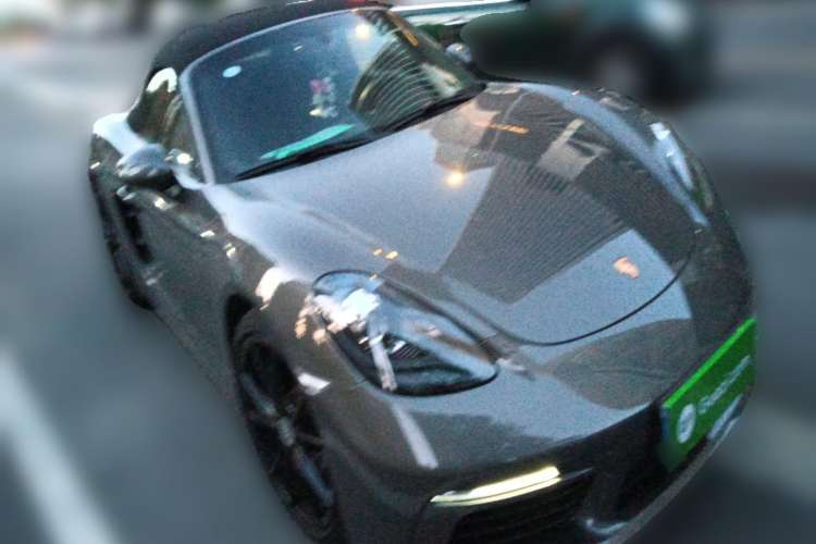 Used Porsche 718 2019 Boxster T 2.0T Front Right 45 Deg