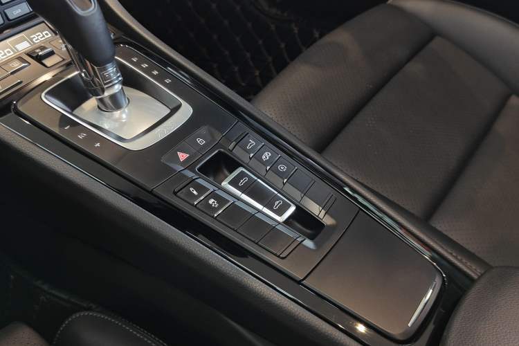 Used Porsche 718 2019 Boxster T 2.0T Interior 5