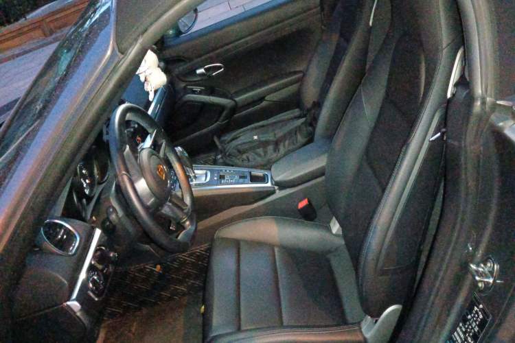 Used Porsche 718 2019 Boxster T 2.0T Left Front Seat