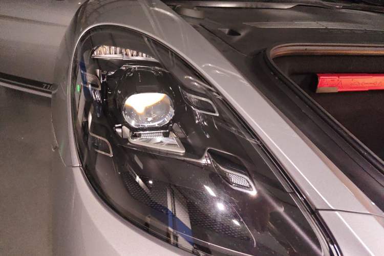 Used Porsche 718 2019 Cayman T 2.0T Right Front Headlight