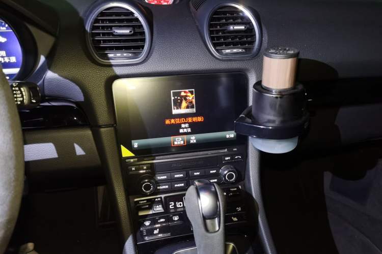 Used Porsche 718 2019 Boxster T 2.0T Audio And AC Panel