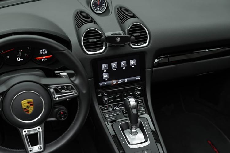 Used Porsche 718 2019 Boxster T 2.0T Audio And AC Panel