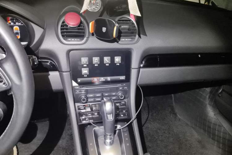 Used Porsche 718 2019 Boxster T 2.0T Audio And AC Panel
