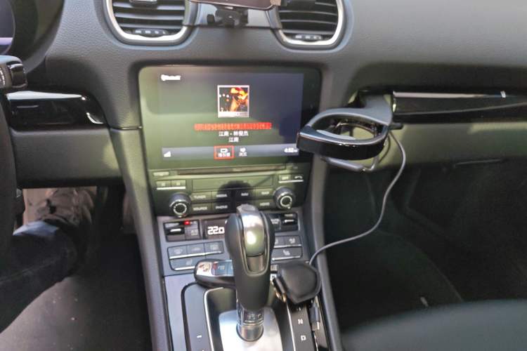 Used Porsche 718 2019 Boxster T 2.0T Audio And AC Panel