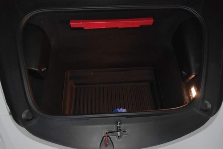 Used Porsche 718 2019 Cayman T 2.0T Engine Bay