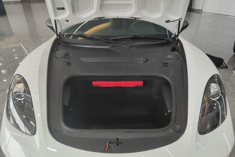 Used Porsche 718 2019 Boxster T 2.0T Engine Bay
