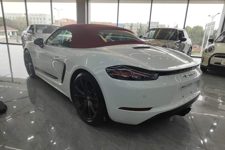 Used Porsche 718 2019 Boxster T 2.0T Exterior 2