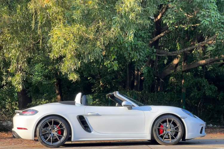 Used Porsche 718 2019 Boxster T 2.0T Exterior 3