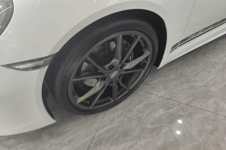 Used Porsche 718 2019 Boxster T 2.0T Exterior 4